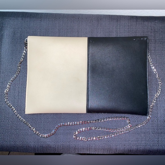 Charming Charlie’s Black & Beige clutch - Picture 3 of 4